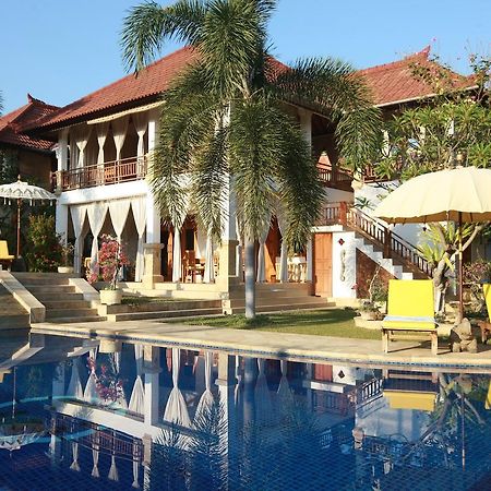 Villa Jakaranda And Villa Marakuya لوفينا المظهر الخارجي الصورة
