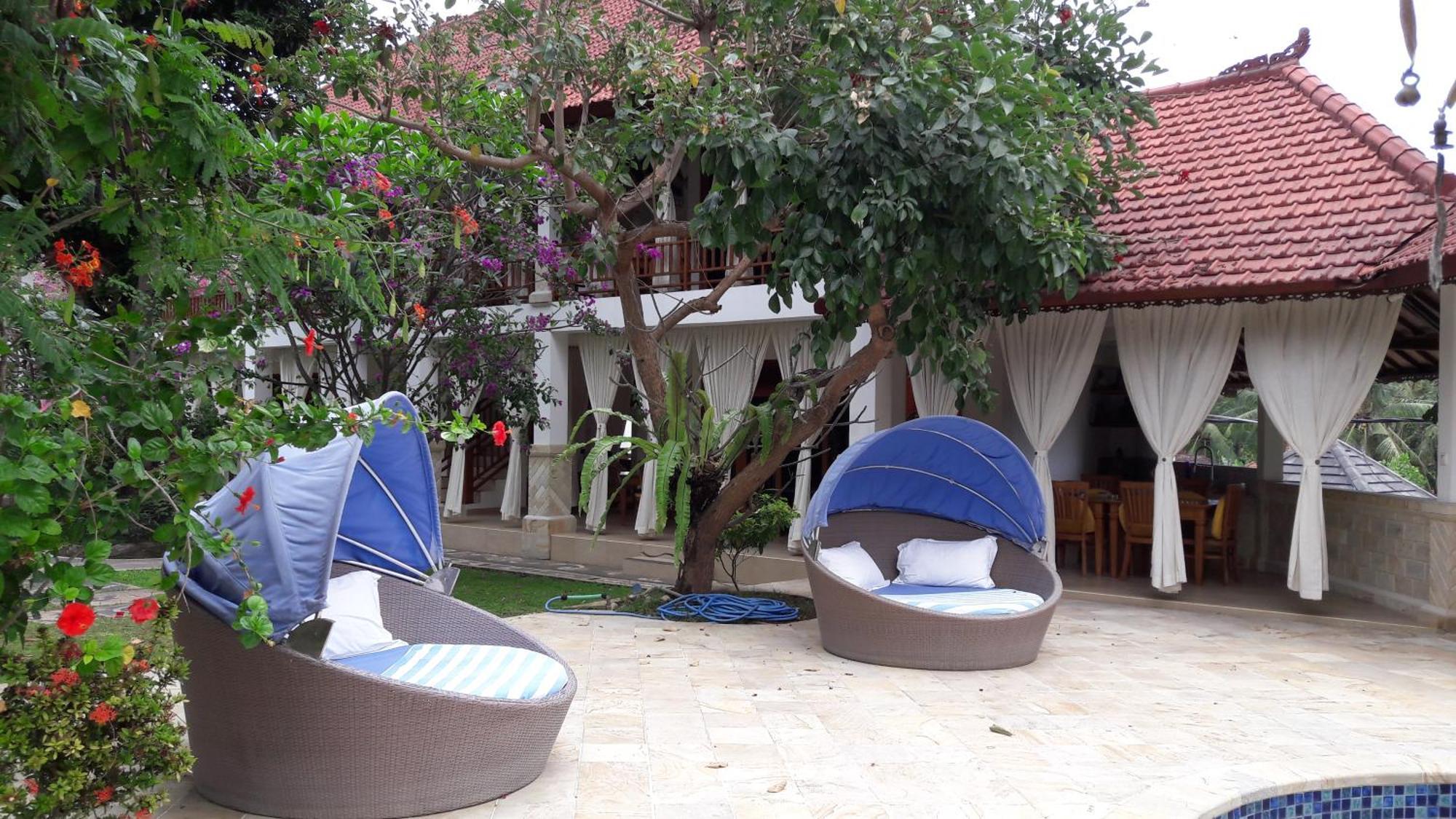 Villa Jakaranda And Villa Marakuya لوفينا الغرفة الصورة