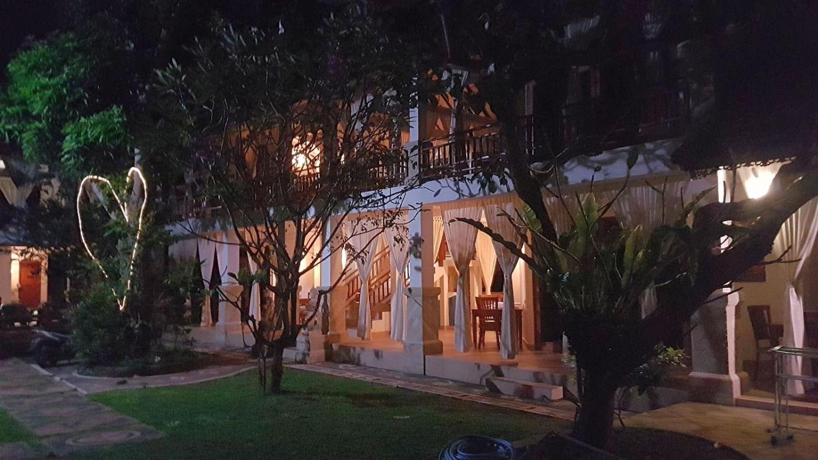Villa Jakaranda And Villa Marakuya لوفينا الغرفة الصورة